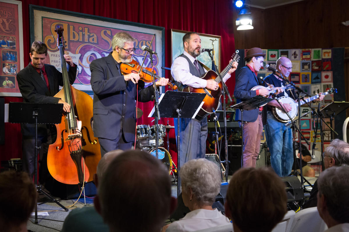 Abita Opry Concert at Abita Springs Town Hall. Photo by George Long.